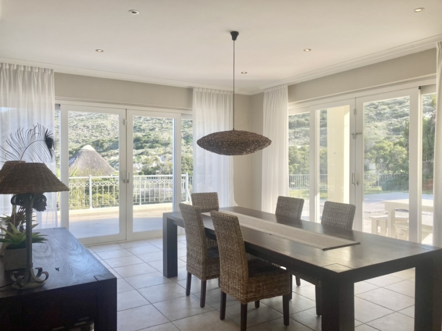 To Let 4 Bedroom Property for Rent in Kronenzicht Western Cape